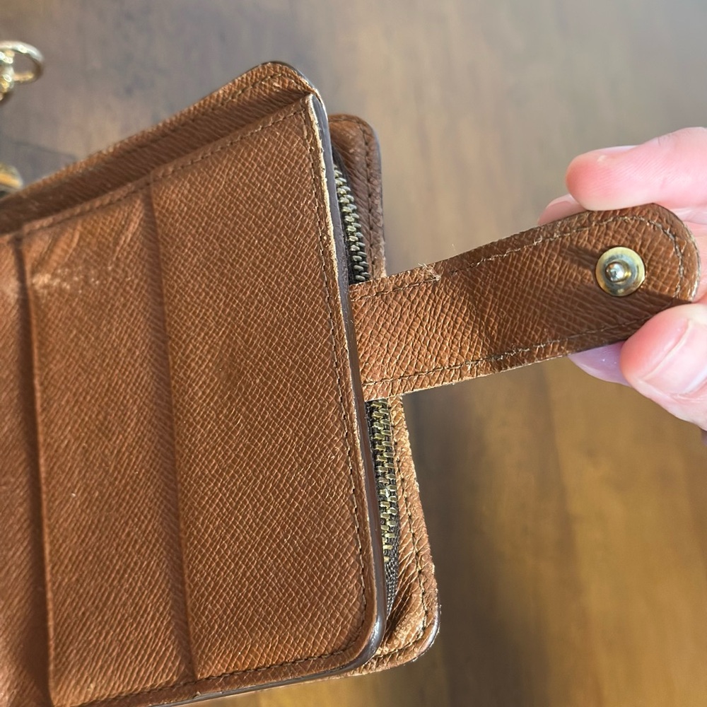 Louis Vuitton Monogram Compact Zipper Zipped Wallet | LV wallet | Authentic - Picture 7 of 16